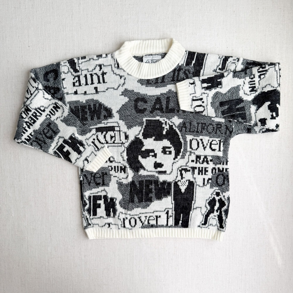 Charlie Chaplin vtg La Vista black white newspaper print sweater XS